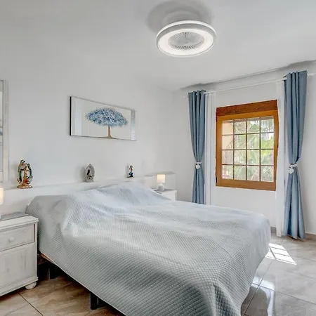 Loro Playa De Americas Apartament