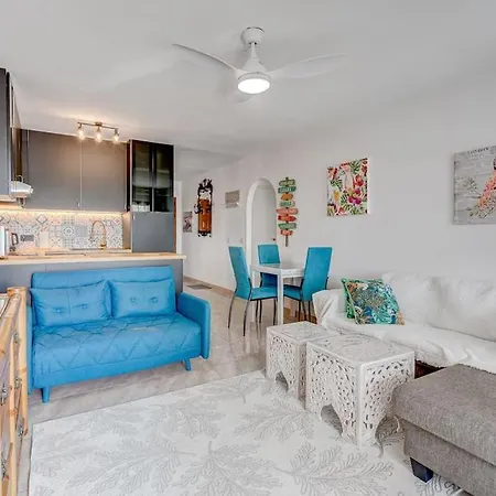 Loro Playa De Americas Apartament Playa Feñabe